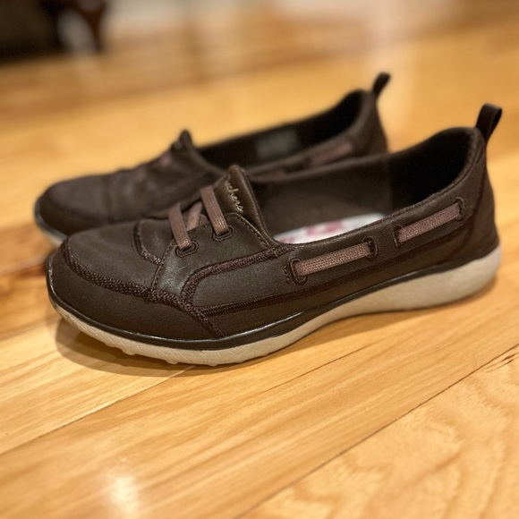 Skechers Air Cooled Memory Foam Brown Lightweight Women’s Loafers - Picture 1 of 12